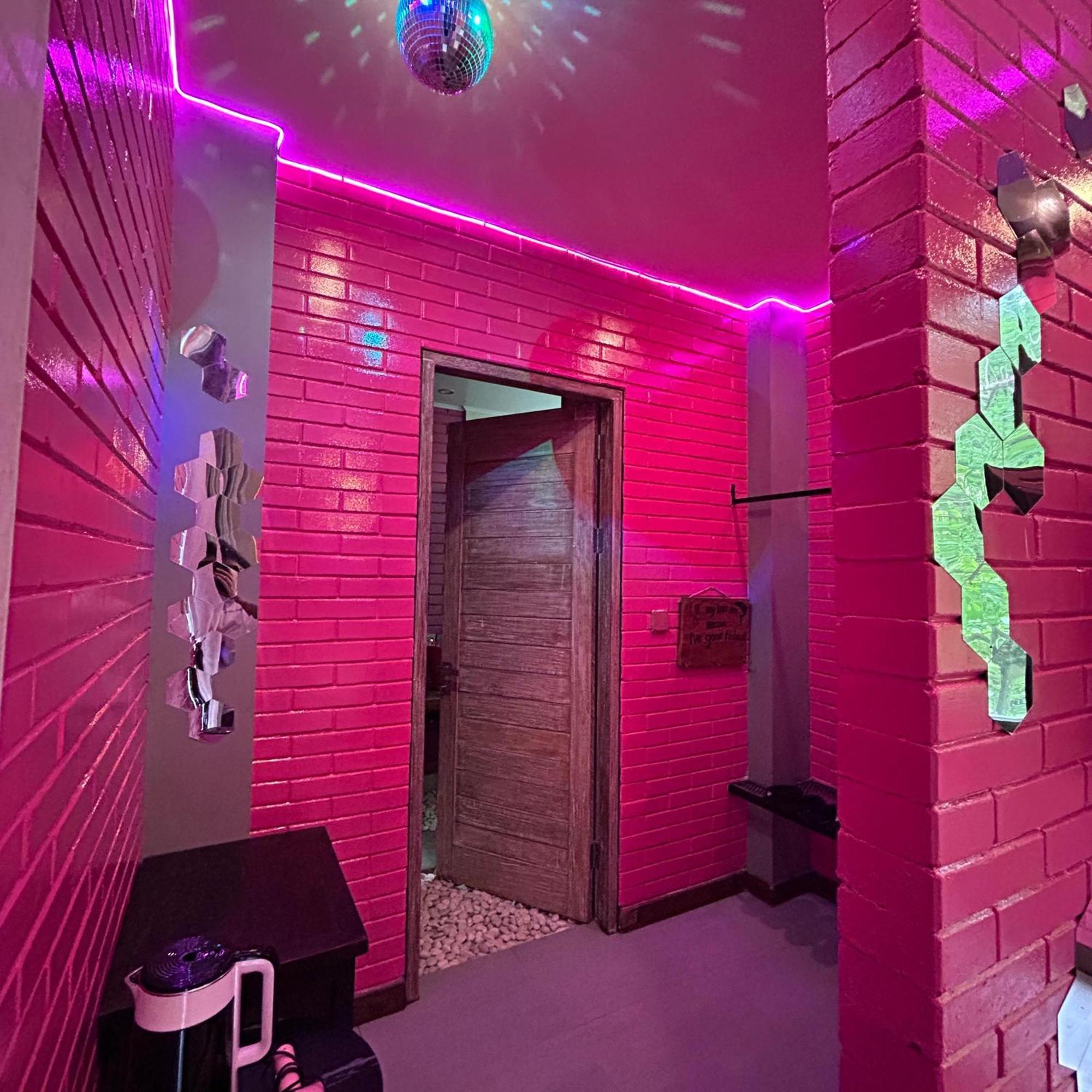 Yurooms Villapartment - Love Room Bali (Adults Only) Jimbaran Eksteriør bilde